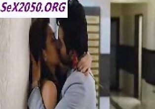 Pooja Salvi Kissing Aayushman In Nautanki Saala