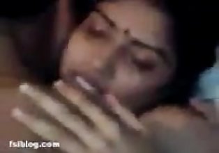 indian girl fucked by friends in bed mms