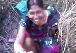 haryanvi หมู่บ้าน ผู้หญิง roshani โคตร ใน khet โดย mohan