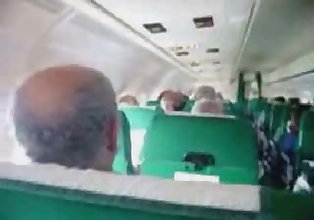 público masturbação no um avião