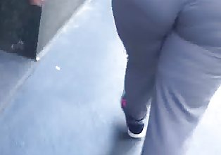 Big juicy booty milf in grey dress pants 1