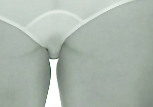 Mature and thick in Bikini X-ray