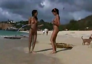 Teen su il spiaggia - nudisti Lesbo