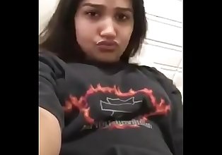 horny indien fille se masturber sur Live Vidéo appel