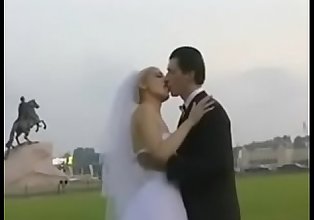 Sposa GANGBANG dopo il matrimonio vedere più cumcrazylt