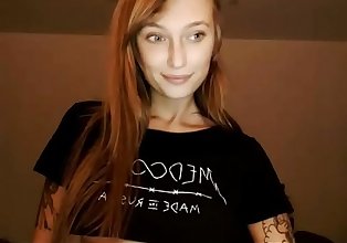 纹身 红发女郎 从 俄罗斯 喷 和 表示 身体 上 cam 访问 freshteenscamscom