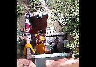 desi Bhabhi ร้อนแรง กล้อง ซ่อนไว้ อาบน้ำ วิดีโอ ส่วนหนึ่ง 3