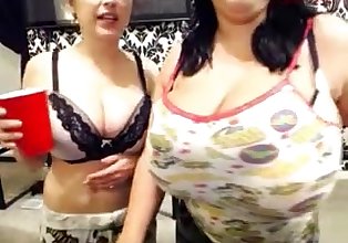 Tessa Fowler and Leanne Crow chats 150915 1442 : freeadultcameras.com