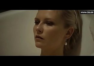 Kirsten dunst - Nudo Grande Tette Sexy scene - melancholia (2011)
