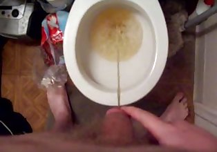 guy pees after holding 24 hours