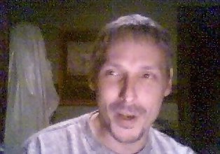 linkjones saying hi & goodbye on shitty webcam