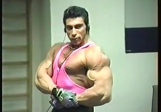 Pumped in pink (vintage-workout)