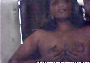 Indian Woman in Cam: More on naughty-cam.com