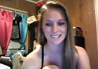 18 años viejo Adolescente que placer ella misma en Webcam - pussyfieldcom