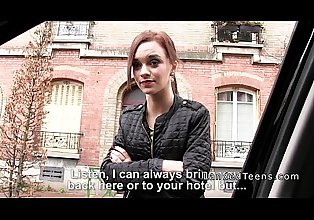 法语 红发女郎 青少年 撞 在 公共