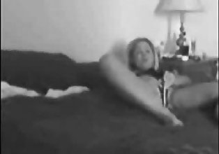 meine Mama masturbieren auf Bett gefangen durch versteckt cam